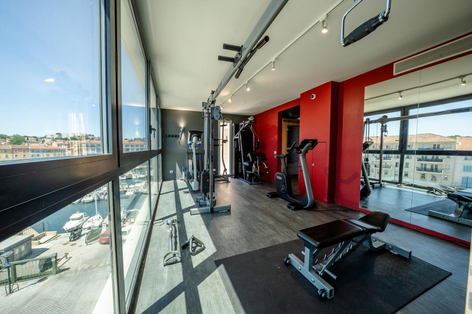 Hotel Mercure Toulon La Seyne-Sur-Mer Εξωτερικό φωτογραφία